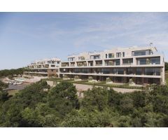 LAS COLINAS, LUJOSA planta baja de 3 dormitorios, 2 baños, piscina, golf y mucho más.