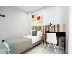 HERMOSA Villa independiente de lujo de 4 dormitorios y 3 baños con PISCINA privada en Villamartín