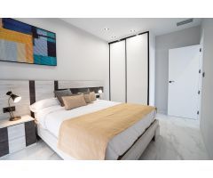 HERMOSA Villa independiente de lujo de 4 dormitorios y 3 baños con PISCINA privada en Villamartín