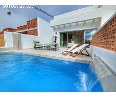 Excepcional villa con solarium y piscina en Dolores