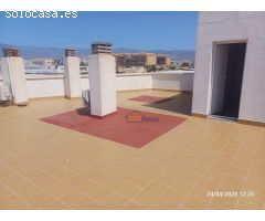 OPORTUNIDAD DE  ESTE  PISO DE 3 DORMITORIOS EN ROQUETAS DE MAR * ZONA PUERTO *