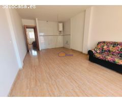 OPORTUNIDAD DE  ESTE  PISO DE 3 DORMITORIOS EN ROQUETAS DE MAR * ZONA PUERTO *