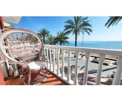 Maravilloso chalet en primera linea de la playa en Campello