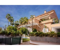 ¡IMPRESIONANTE CASA  EN CABO DE LAS HUERTAS!