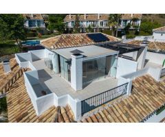 Venta de Adosado Totalmente Reformado en Benalmádena
