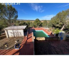 Estupendo y espacioso chalet con 6 dormitorios a 5 km de Lliria con muy buenas vistas