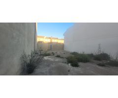 SOLAR SITUADO EN AVENIDA PRINCIPAL DE LLIRIA