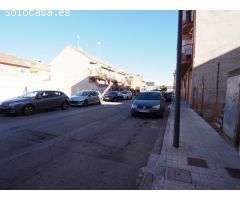 SOLAR EN EL PUEBLO DE LLIRIA. ZONA DE CENSALS