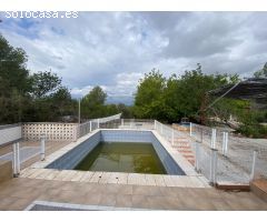 GRAN CHALET CON MUCHAS POSIBILIDADES
