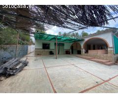 GRAN CHALET CON MUCHAS POSIBILIDADES