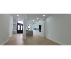 Casa de pueblo completamente reformada en Lliria.