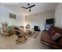 Chalet-Finca con Piscina, Energía Solar y Parcela de 10.120 m² con Vistas a la Montaña