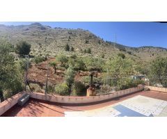 Cortijo en Venta en Fondón, Almería
