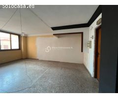 Local comercial en Alquiler en Castellon - Castello de la Plana, Castellón