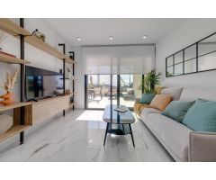 Espectacular ! Apartamento de lujo de  2 dormitorios con vistas al mar, piscina comunitaria!!!!
