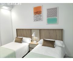 Espectacular ! Apartamento de lujo de  2 dormitorios con vistas al mar, piscina comunitaria!!!!