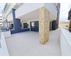 Espectacular ! Apartamento de lujo de  2 dormitorios con vistas al mar, piscina comunitaria!!!!