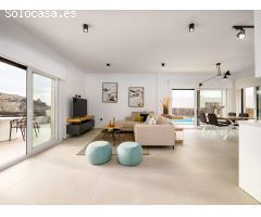 Villas de 3 dormitorios y 2 baños vistas tanto a la montaña como al campo de golf y al mar Finestrat