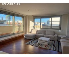 Exclusivo ático dúplex con vistas inigualables en Valencia