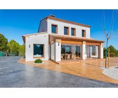 Excepcional Villa con piscina privada situada en Calpe