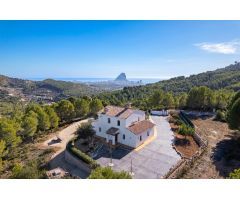 Excepcional Villa con piscina privada situada en Calpe