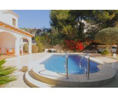 Chalet en Venta en Benissa, Alicante