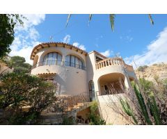 Villa en Venta en Calpe, Alicante