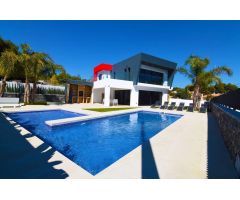 Villa de Lujo en Venta en Calpe, Alicante