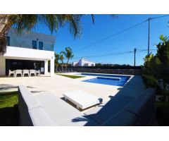 Villa de Lujo en Venta en Calpe, Alicante