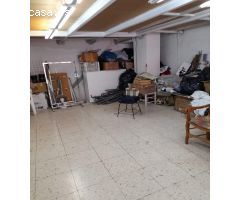 Local comercial ideal para  REFORMAR PARA VIVIENDA o UN MAGNIFICO NEGOCIO.  76.500 EUROS.