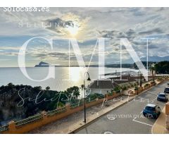 HERMOSO APARTAMENTO CON LAS  VISTAS AL MAR  MÁS IMPRESIONANTES