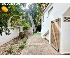 En el corazón del Albir espectacular parcela de aproximadamente 800m2 con dos casas