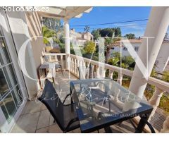Villa de Diseño Exclusivo con Ascensor, Piscina Panorámica y Espacios Únicos en La Galera Altea