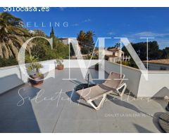 Villa de Diseño Exclusivo con Ascensor, Piscina Panorámica y Espacios Únicos en La Galera Altea