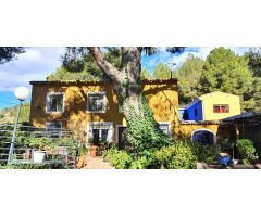 Singular Hotel Rural en venta con licencia turística activa en Petrer a tan sólo 30 km de Alicante.
