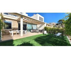 A la venta lujosa Villa a 50 metros del mar en la mejor urbanización del Montíboli en Villajoyosa