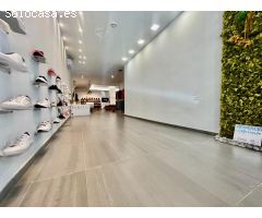 OPORTUNIDAD ÚNICA - LOCAL COMERCIAL EN TRASPASO EN SAN JUAN (ALICANTE)