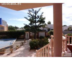 Chalet en Venta en Urbanización Roquetas de Mar, Almería