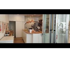 Excelente ubicación!! Coqueta cafetería/ restaurante en Puerto Banus