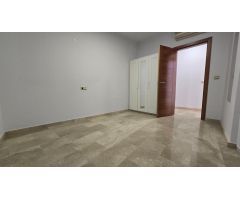 Piso en Venta en Málaga del Fresno, Málaga
