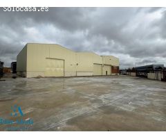 Nave industrial en Venta en Camarma de Esteruelas, Madrid