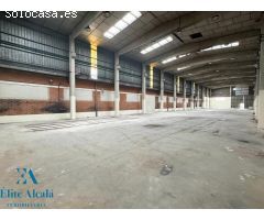 Nave industrial en Venta en Camarma de Esteruelas, Madrid