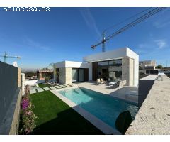 Chalet en Venta en Rojales, Alicante