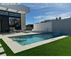 Chalet en Venta en Rojales, Alicante
