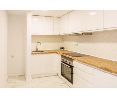 Exclusiva vivienda frente a la playa del Postiguet en Alicante