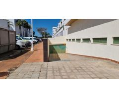 UBICACIÓN EXCELENTE  ¡Alquila tu plaza de garaje en la Urbanización Hoyo 19, Nuevo Portil!