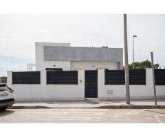 Villas independientes en Pinar de Campoverde