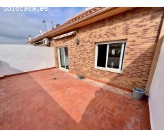 Ático dúplex con dos terrazas y piscina comunitaria en Paiporta