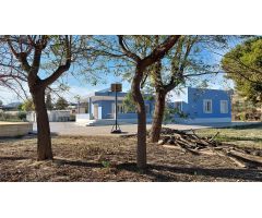 Casa de campo con piscina a la venta en La Romana (Alicante)