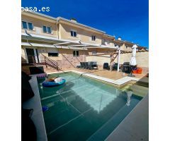 Chalet pareado en venta en calle Velázquez